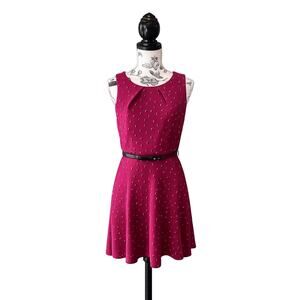 ELLE Dress Small Burgundy Fit Flare Belted Polka Dot Stretch A-Line